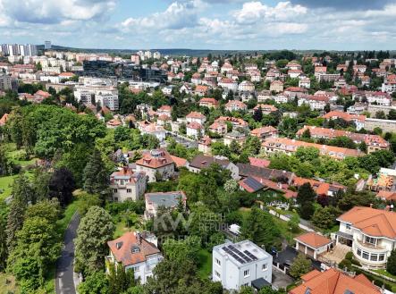 dji_fly_20250526_120646_0034_1748320075085_photo | Prodej - dům/vila, 1 000 m²