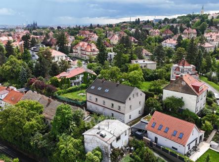 dji_fly_20250526_120518_0029_1748320096651_photo | Prodej - dům/vila, 1 000 m²