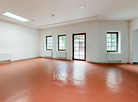 Living-Room | Pronájem - obchodní prostor, 320 m²