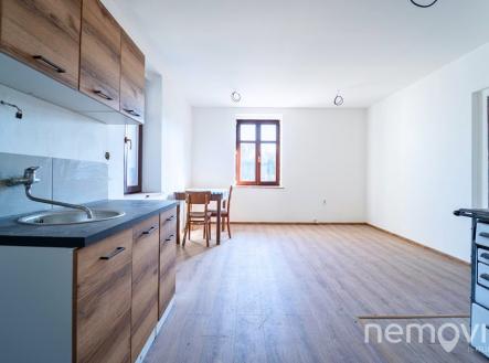5 | Prodej - dům/vila, 121 m²