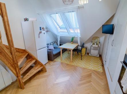 @renemuska #pronajem #byt #namestibratrisynku #nusle #praha #terasa #balkon #vyhled | Pronájem bytu, 3+kk, 73 m²