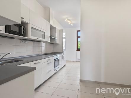 @renemuska @nemovito #pronájem #byt #karlin #praha | Pronájem bytu, 1+1, 38 m²