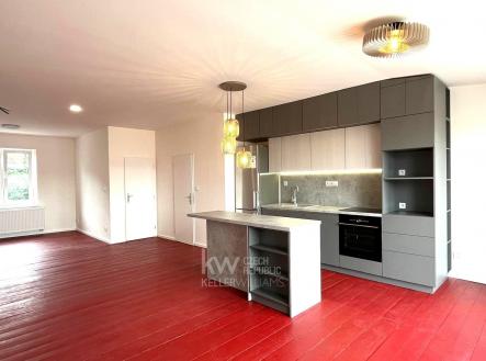 IMG-20250709-WA0030 | Pronájem bytu, 3+kk, 81 m²