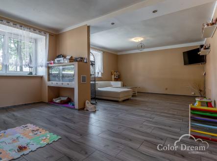 P1066967-HDR kopie | Prodej - dům/vila, 183 m²