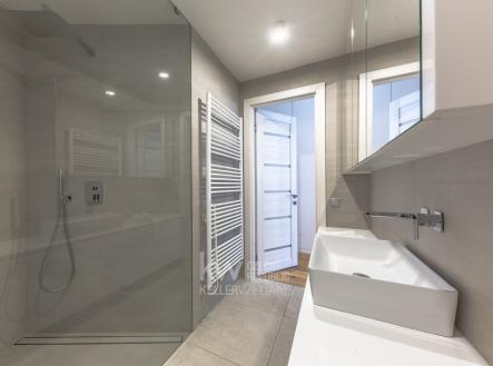 WE6A0919-HDR | Prodej - kanceláře, 100 m²