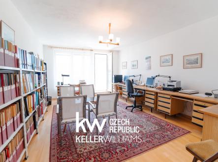 Reality_Praha-17 | Prodej bytu, 2+1, 61 m²