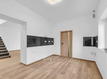 DSC04125 kopie | Prodej - dům/vila, 214 m²