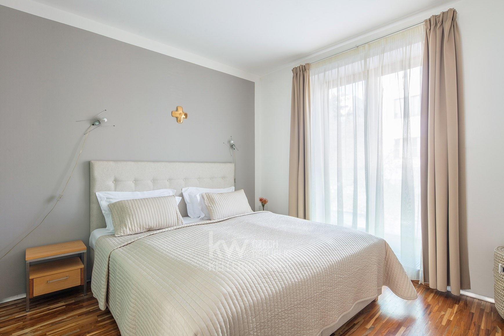 6c107b91e54104a4239a0f14e4521916