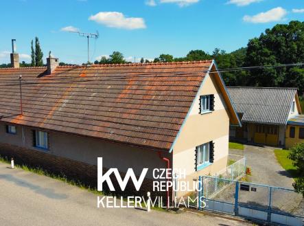 dji_fly_20230811_114656_994_1691747313913_photo_optimized | Pronájem - zemědělský objekt, 1 192 m²