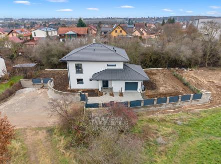 Pohled na hotový dům v únoru 1 (referenční dům s jiným pozemkem) | Prodej - dům/vila, 181 m²
