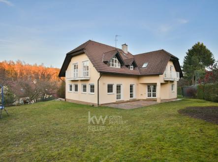PEG_1804 | Pronájem - dům/vila, 251 m²