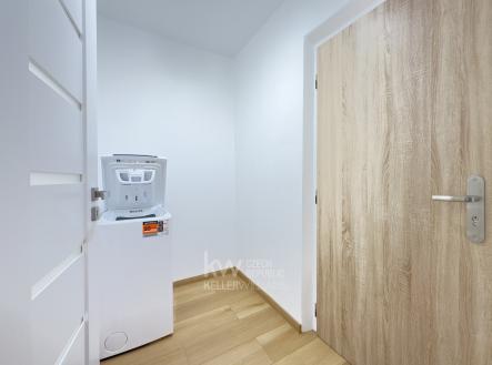 chodba | Pronájem bytu, 1+kk, 27 m²
