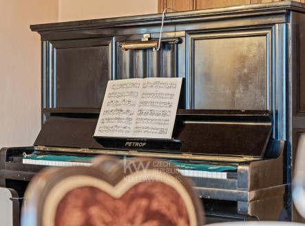 CP-20251210-10 | Prodej - nájemní dům, 434 m²