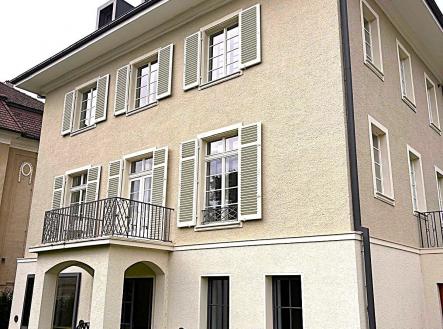 dum | Prodej - dům/vila, 435 m²