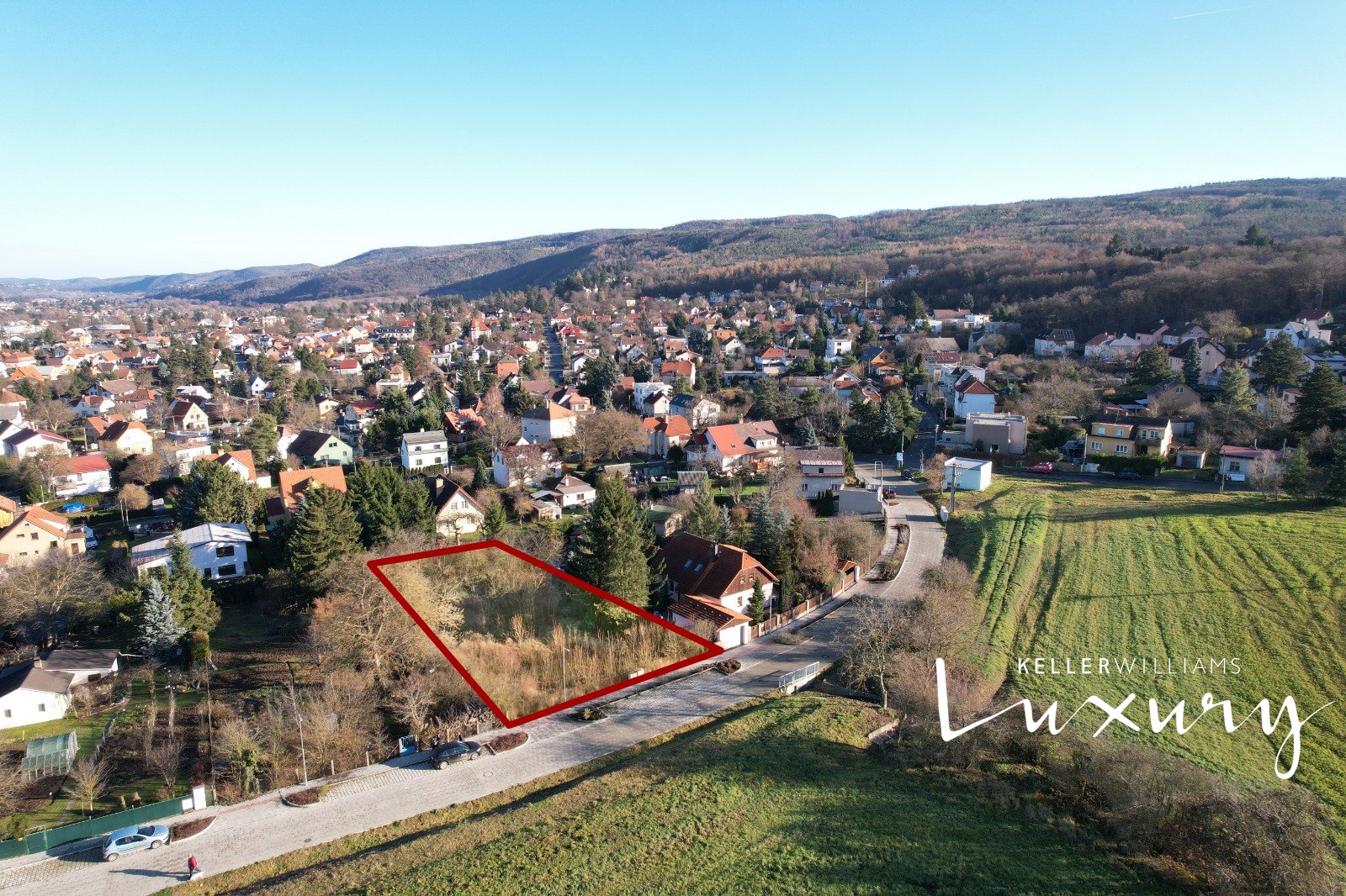 Prodej stavebního pozemku 1 180 m², Řevnice