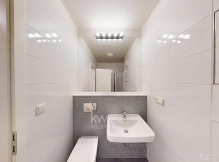 koupelna (2) | Pronájem bytu, 1+kk, 25 m²