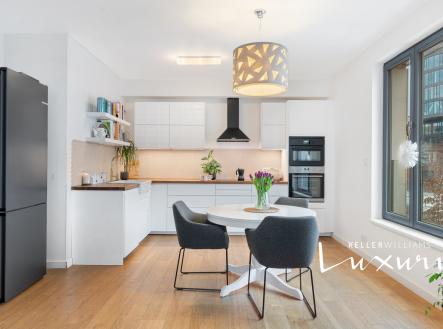 kuchyně 1 | Prodej bytu, 4+kk, 98 m²