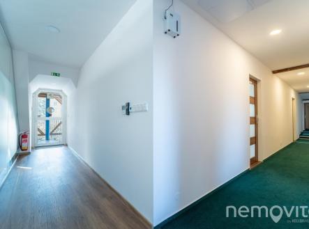 DSC03185-HDR | Pronájem - kanceláře, 11 m²