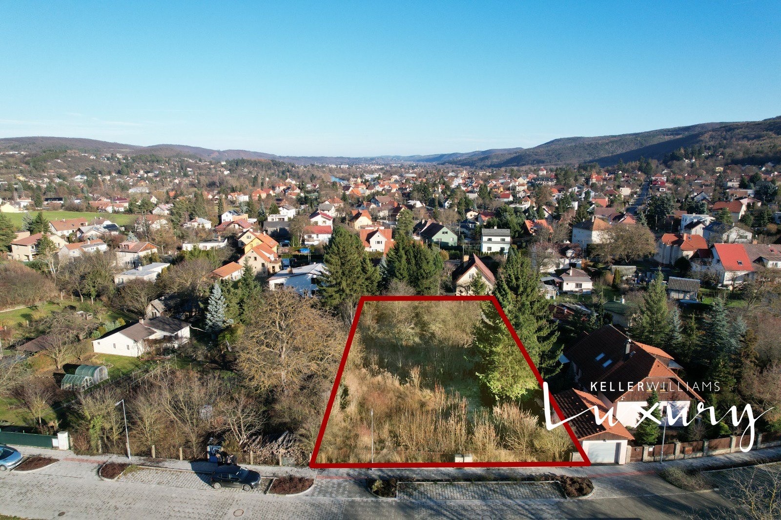 Prodej stavebního pozemku 1 180 m², Řevnice