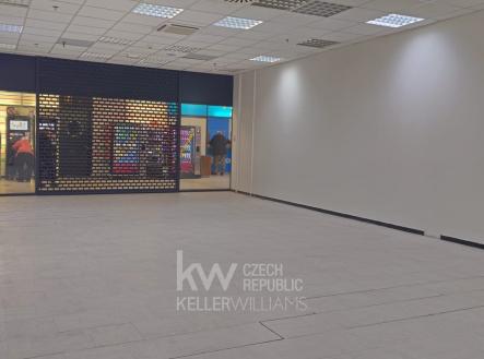 Obchodní jednotky | Pronájem - obchodní prostor, 94 m²