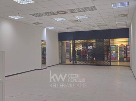 Hradec Králové | Pronájem - obchodní prostor, 94 m²