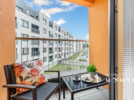 P1771011 s nebem | Prodej bytu, 4+kk, 68 m²