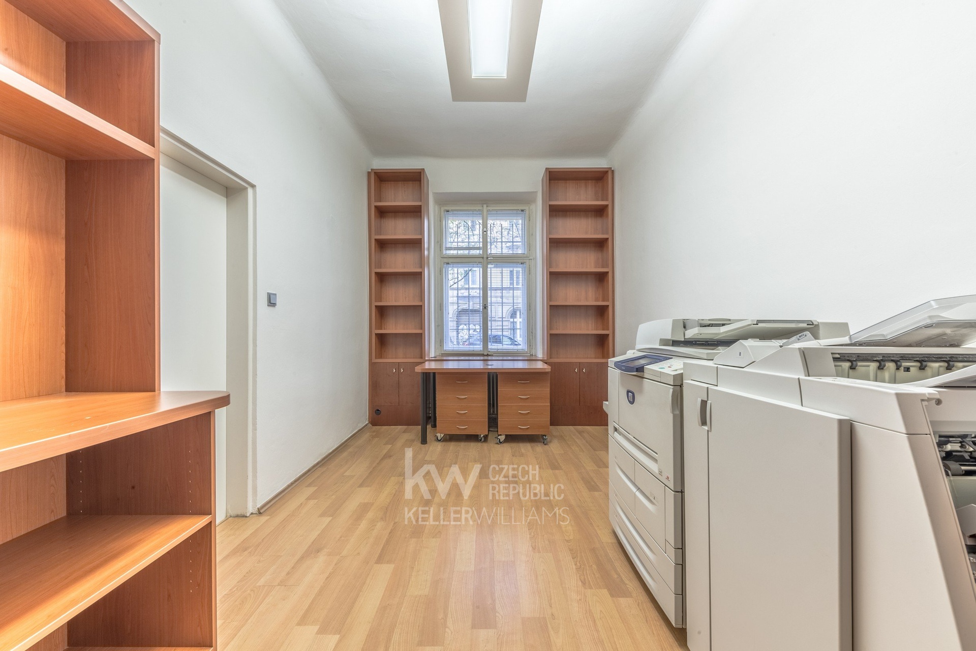 přízemí-kopírovací místnost