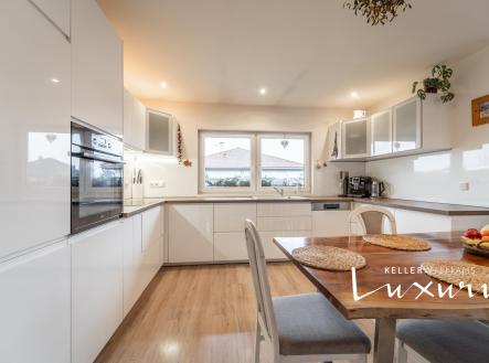 SKR05462-HDR | Prodej - dům/vila, 115 m²