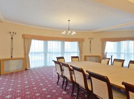 Snímek obrazovky 2025-11-05 151849 | Pronájem - kanceláře, 839 m²