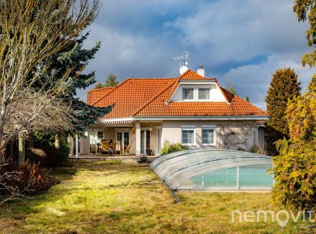 Dolní Jirčany 18 | Prodej - dům/vila, 230 m²