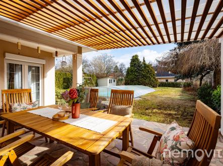 Dolní Jirčany 23 | Prodej - dům/vila, 230 m²