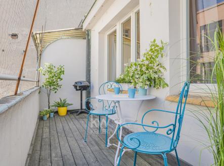 P1106029 | Pronájem bytu, 2+kk, 36 m²