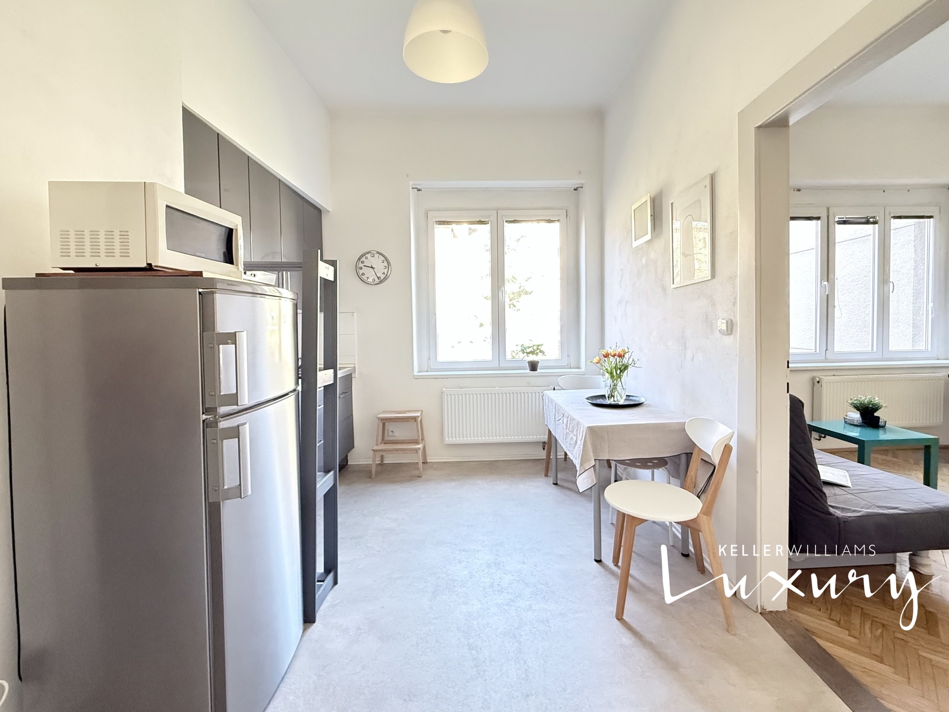 Pronájem bytu 2+kk 34 m², Praha - Bubeneč