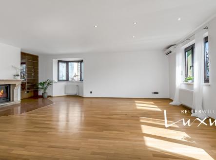 Obývací pokoj | Prodej - dům/vila, 286 m²
