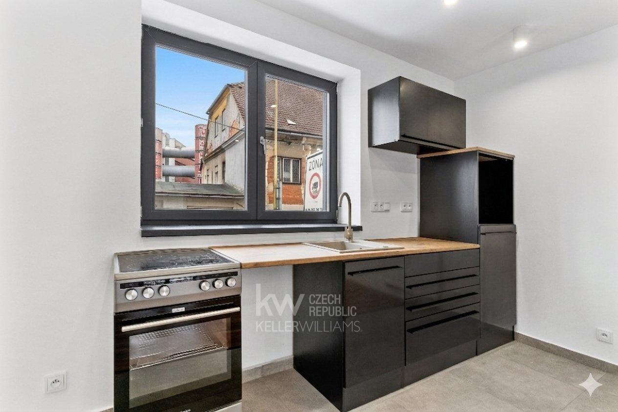 Gemini_Generated_Image_smbo7csmbo7csmbo