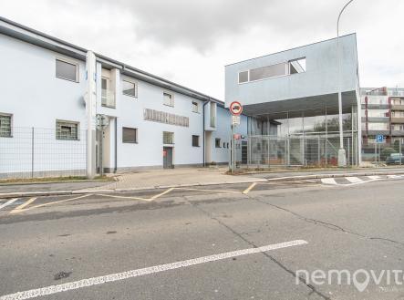 Budova | Pronájem - kanceláře, 67 m²