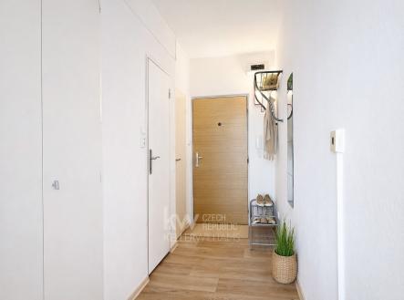 chodba | Pronájem bytu, 1+kk, 35 m²