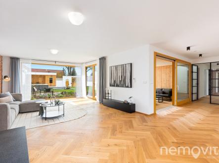 jezd 136 | Prodej - dům/vila, 454 m²