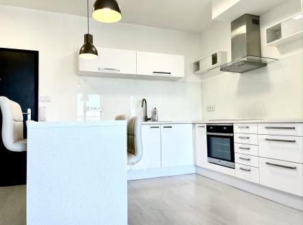 D | Pronájem bytu, 2+kk, 54 m²