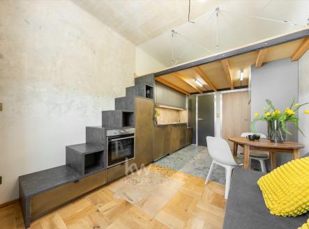 Obývák Zlatý | Prodej bytu, 1+1, 38 m²