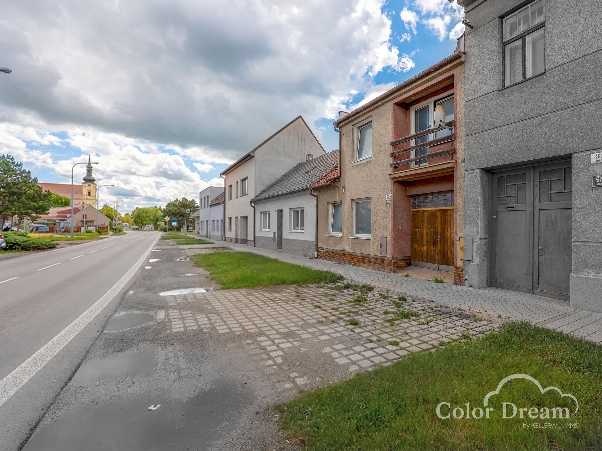Pohled z ulice
