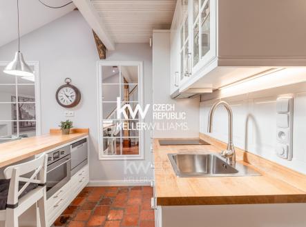 pronajem-loft-2-kk-44m2-praha-nove-mesto-hud-1703-hdr-2-dfe0dd | Pronájem bytu, 2+kk, 46 m²