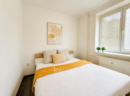 Pronájem Příbram Bratří Čapků 2kk ložnice od dveří | Pronájem bytu, 2+kk, 44 m²