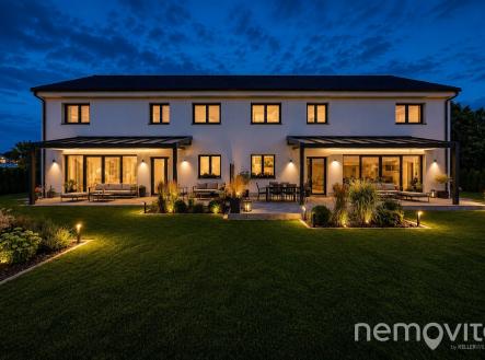 Prodej - dům/vila, 212 m² obrázek