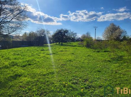 5da01113-8f55-46be-ad4e-4e46d81319cd | Prodej - pozemek pro bydlení, 1 100 m²