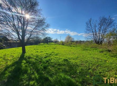 b4f3f049-b120-4214-abd5-15f06030c8d5 | Prodej - pozemek pro bydlení, 1 100 m²