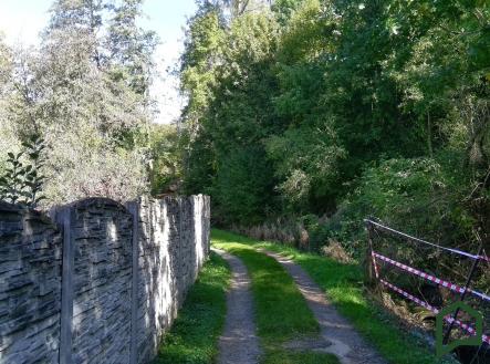 SING0044 | Prodej - pozemek pro bydlení, 614 m²