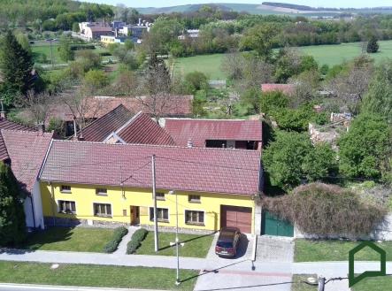 pohled z dronu | Prodej - dům/vila, 200 m²