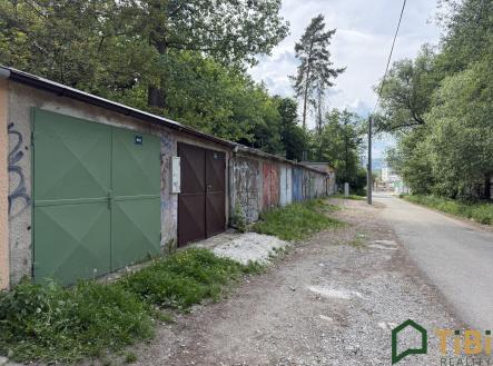 IMG_2452 | Prodej - malý objekt/garáž