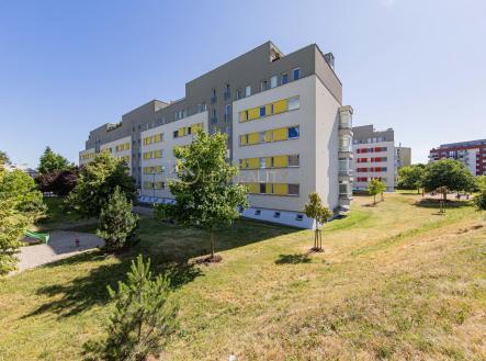 Pronájem bytu, 2+kk, 66 m² obrázek